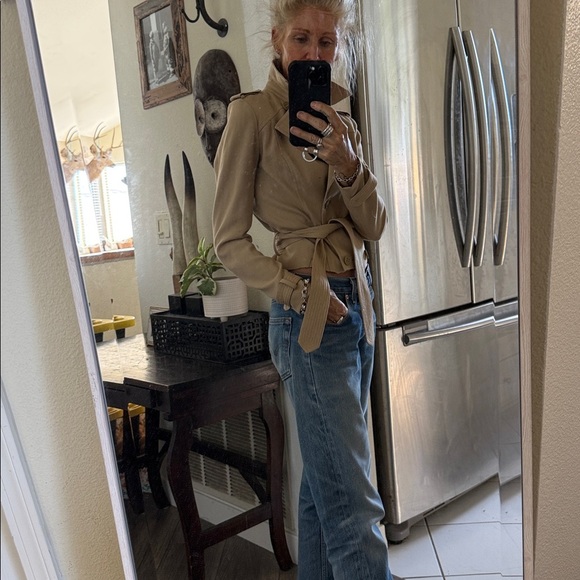 Super cute cropped trench coat rustic raw edge - Picture 3 of 10